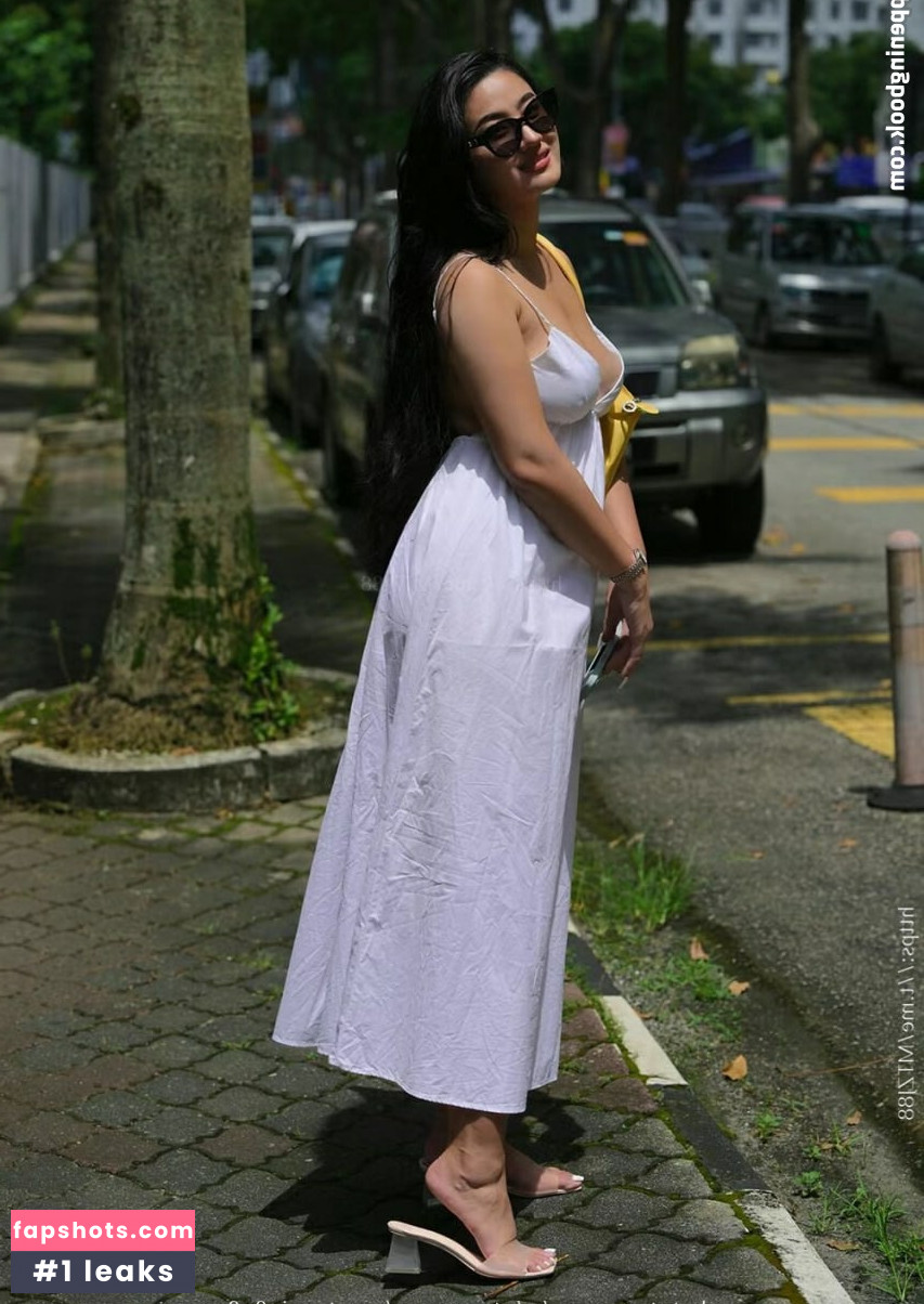 Amelie Qin gallery photo #15