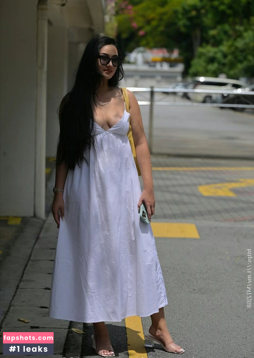 Amelie Qin gallery photo #23