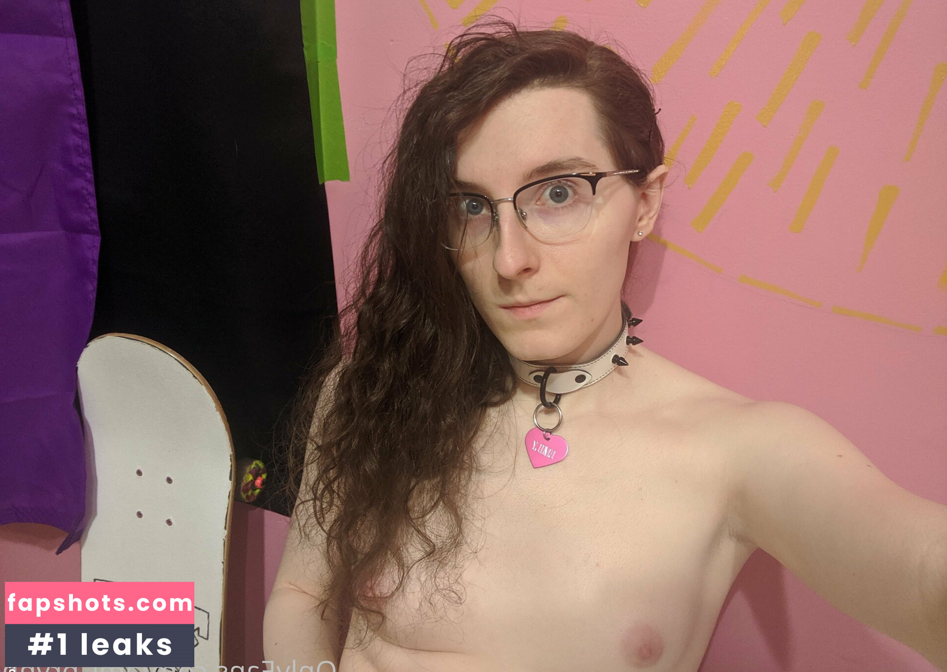 Ami Brynn gallery photo #2