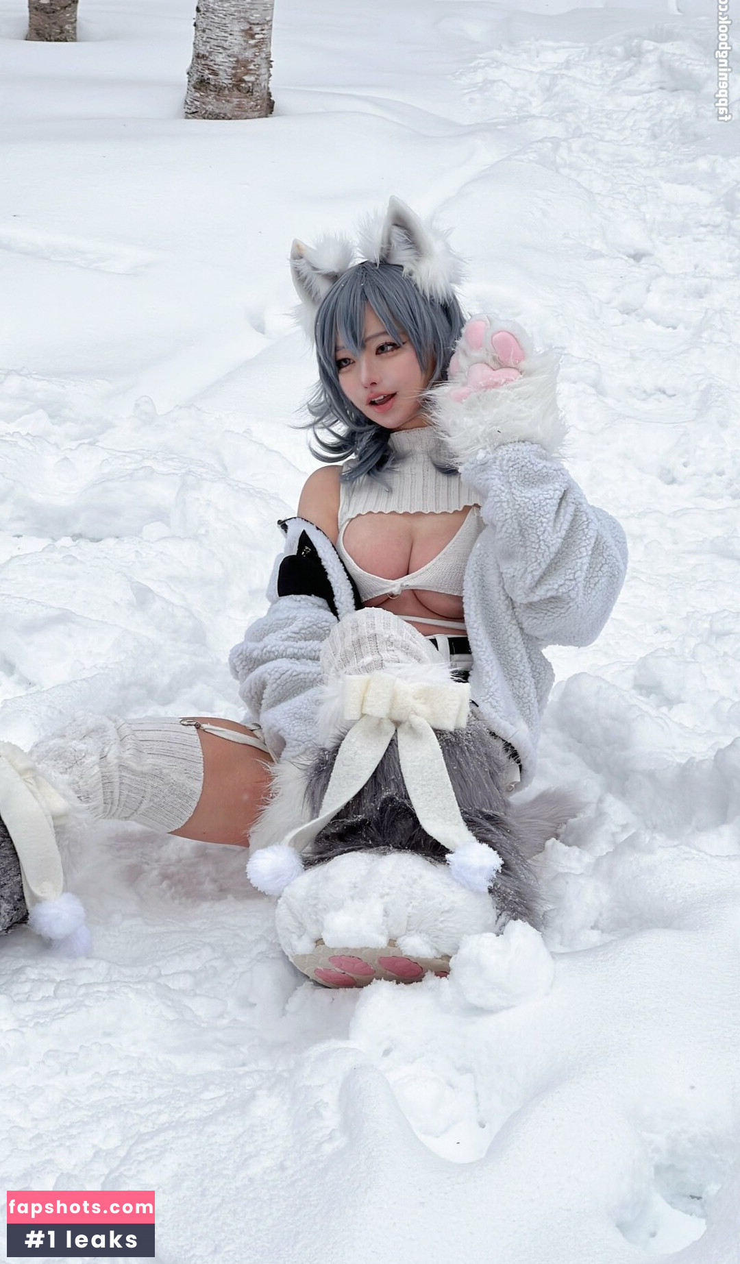 Ami Honami gallery photo #13