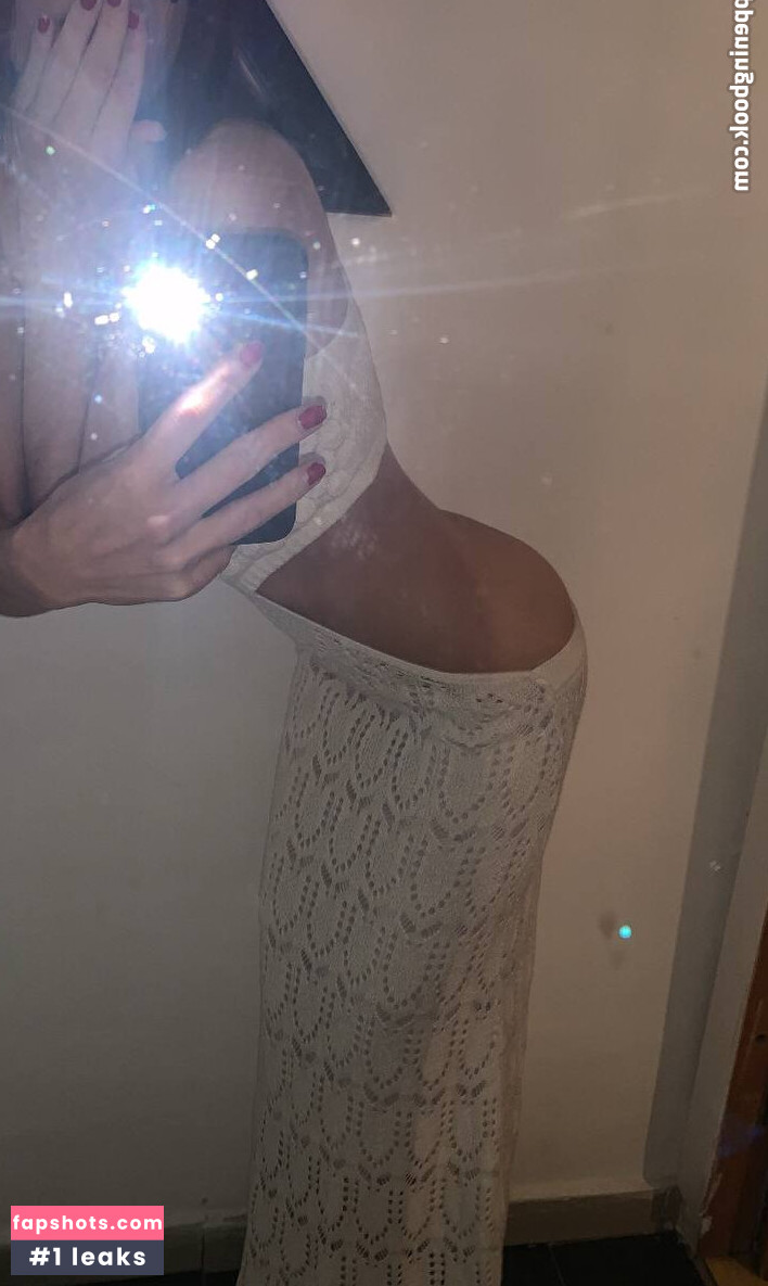 Amila Gomes gallery photo #11