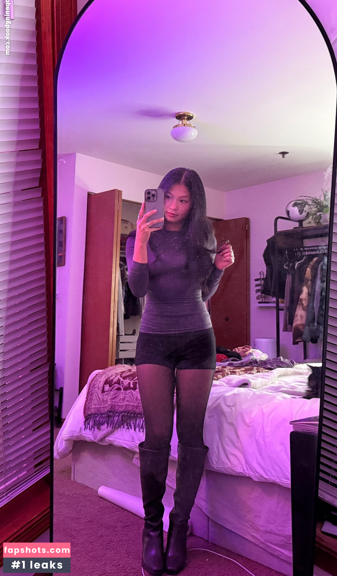 Amina Li gallery photo #5