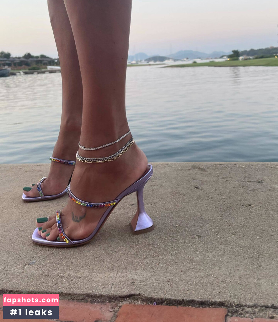 Amina Muaddi Nacktheit OnlyFans Fotos #6 - Fapshots