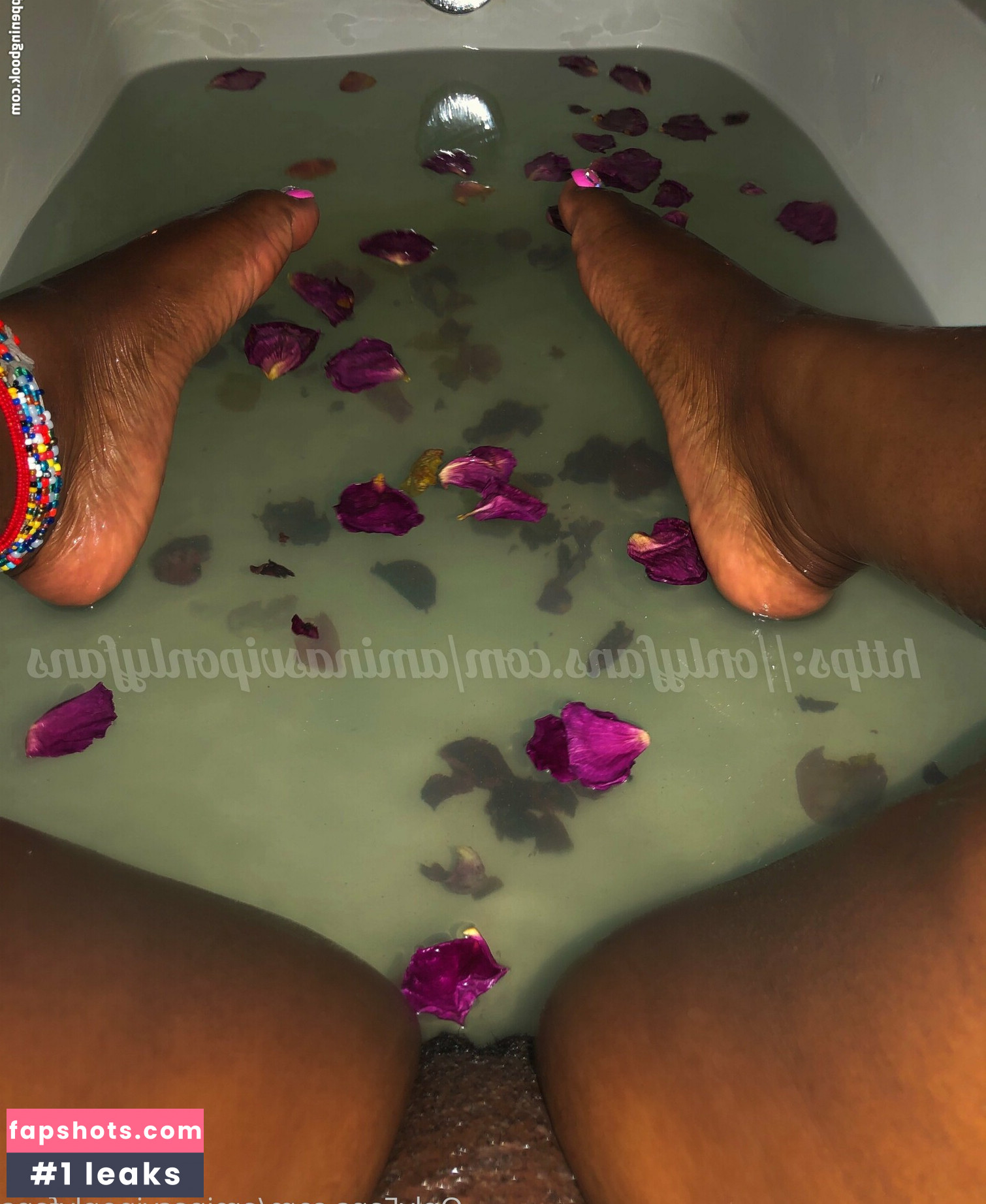 aminasviponlyfans gallery photo #9