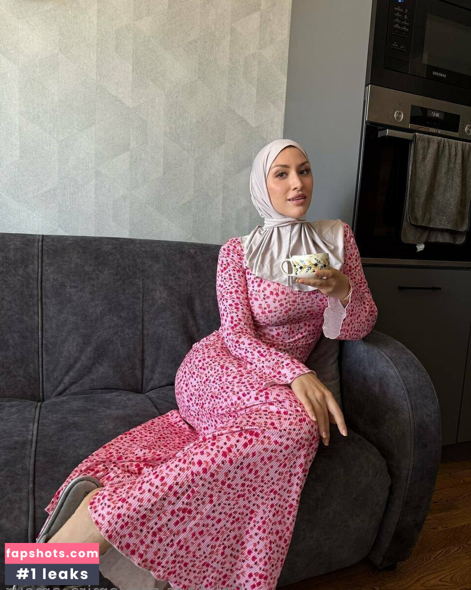 Amira_amour gallery photo #2