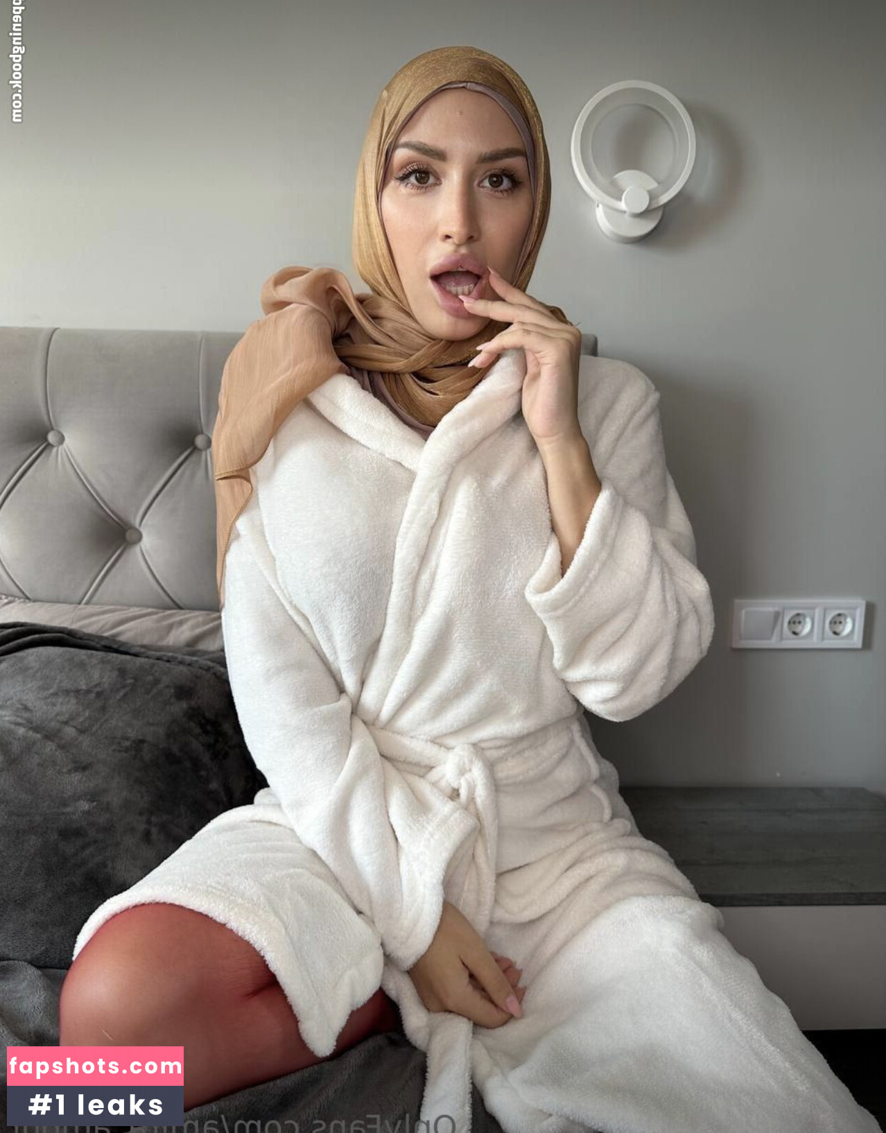 Amira_amour gallery photo #9