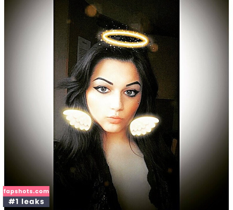 Amira Nadeem gallery photo #13