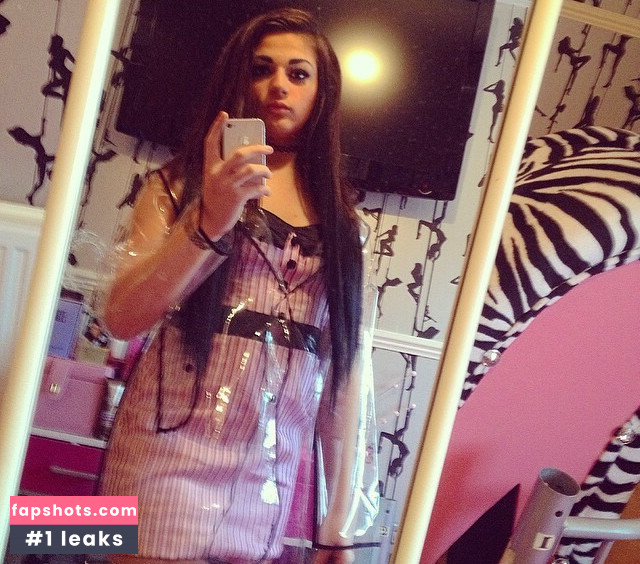 Amira Nadeem gallery photo #4