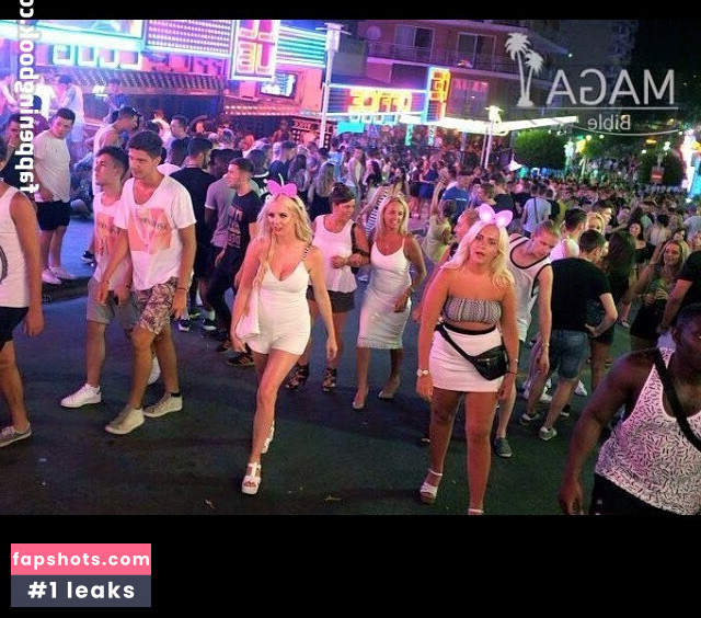 Amira Nadeem gallery photo #6