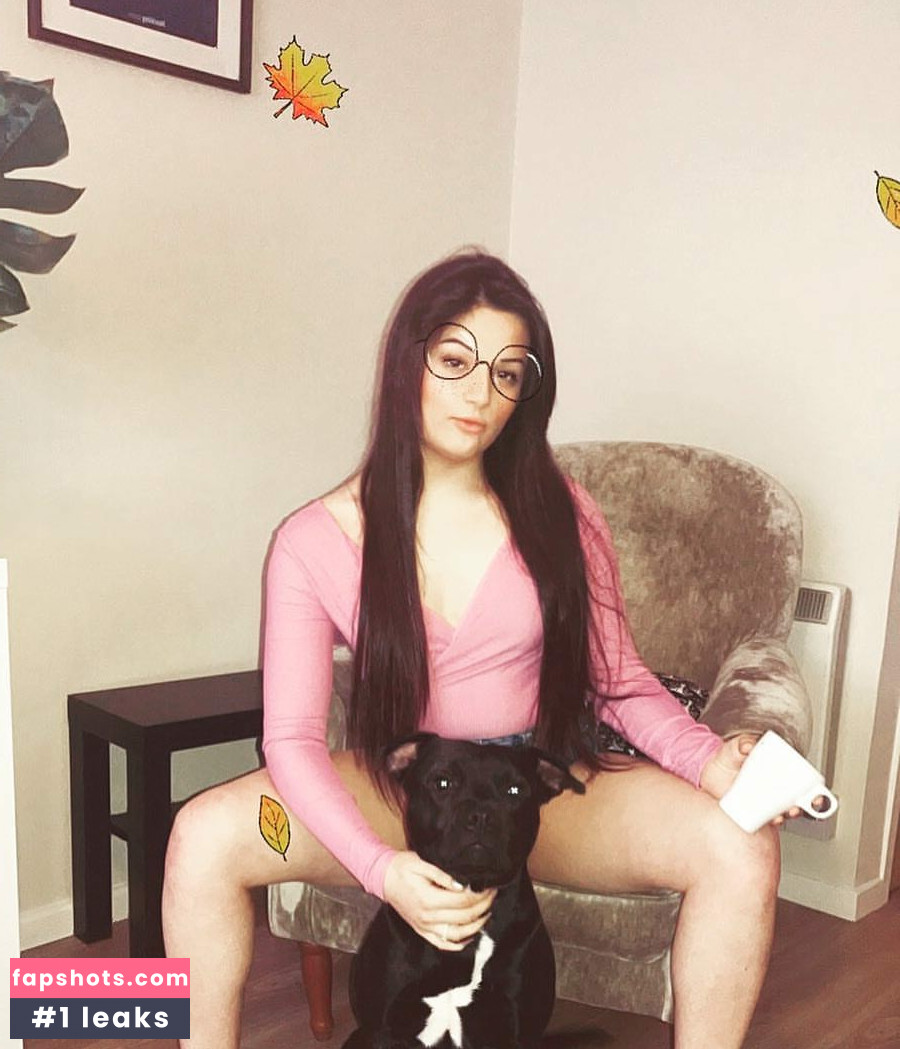 Amira Nadeem gallery photo #7