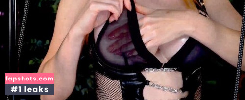 Amouranth gallery photo #883