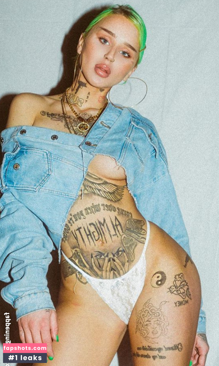 Amy Almighty gallery photo #6