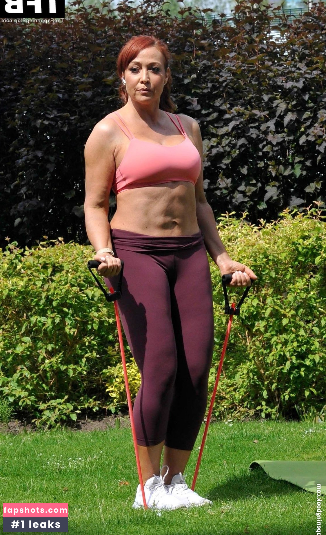 Amy Anzel gallery photo #14