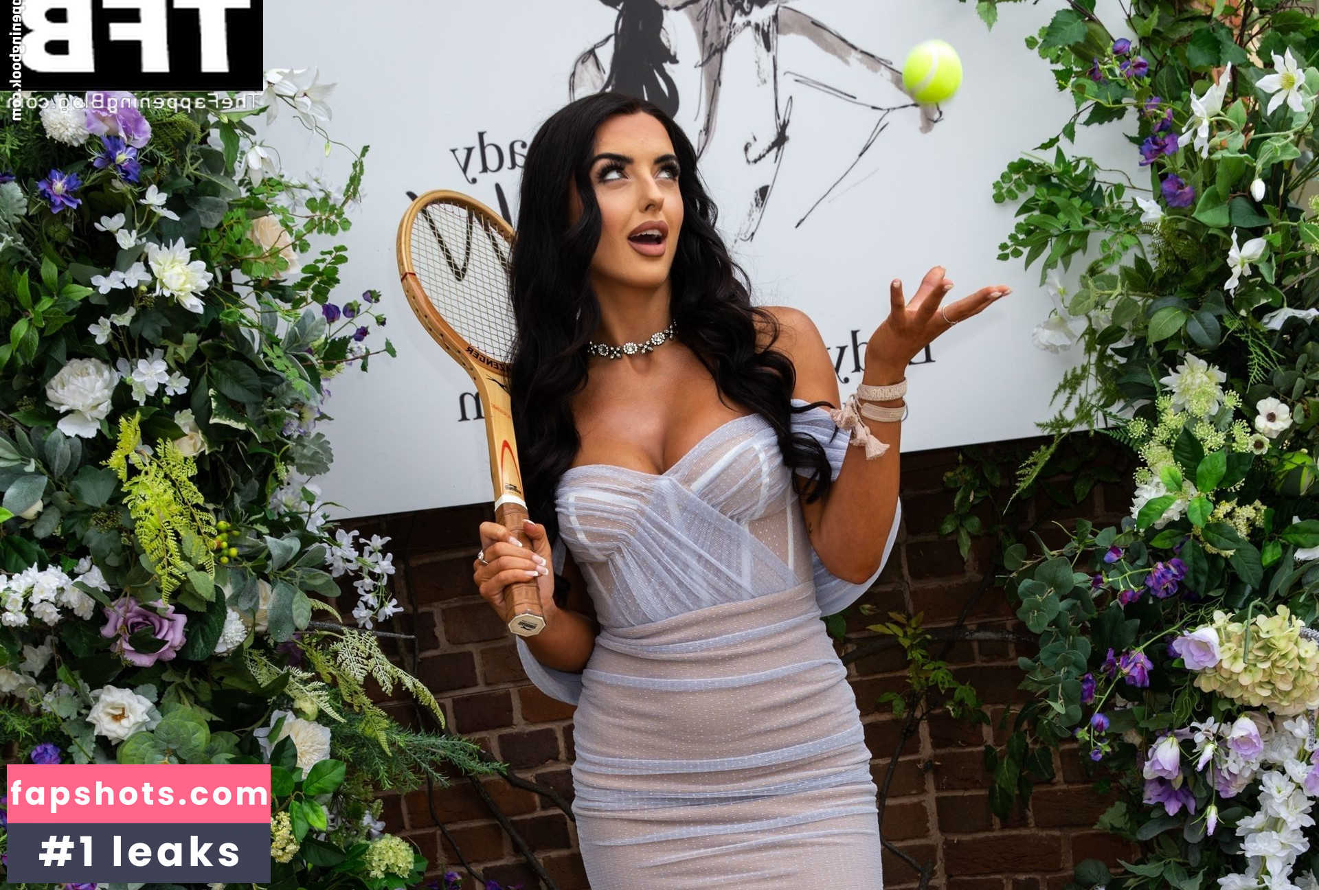 Amy Day gallery photo #47