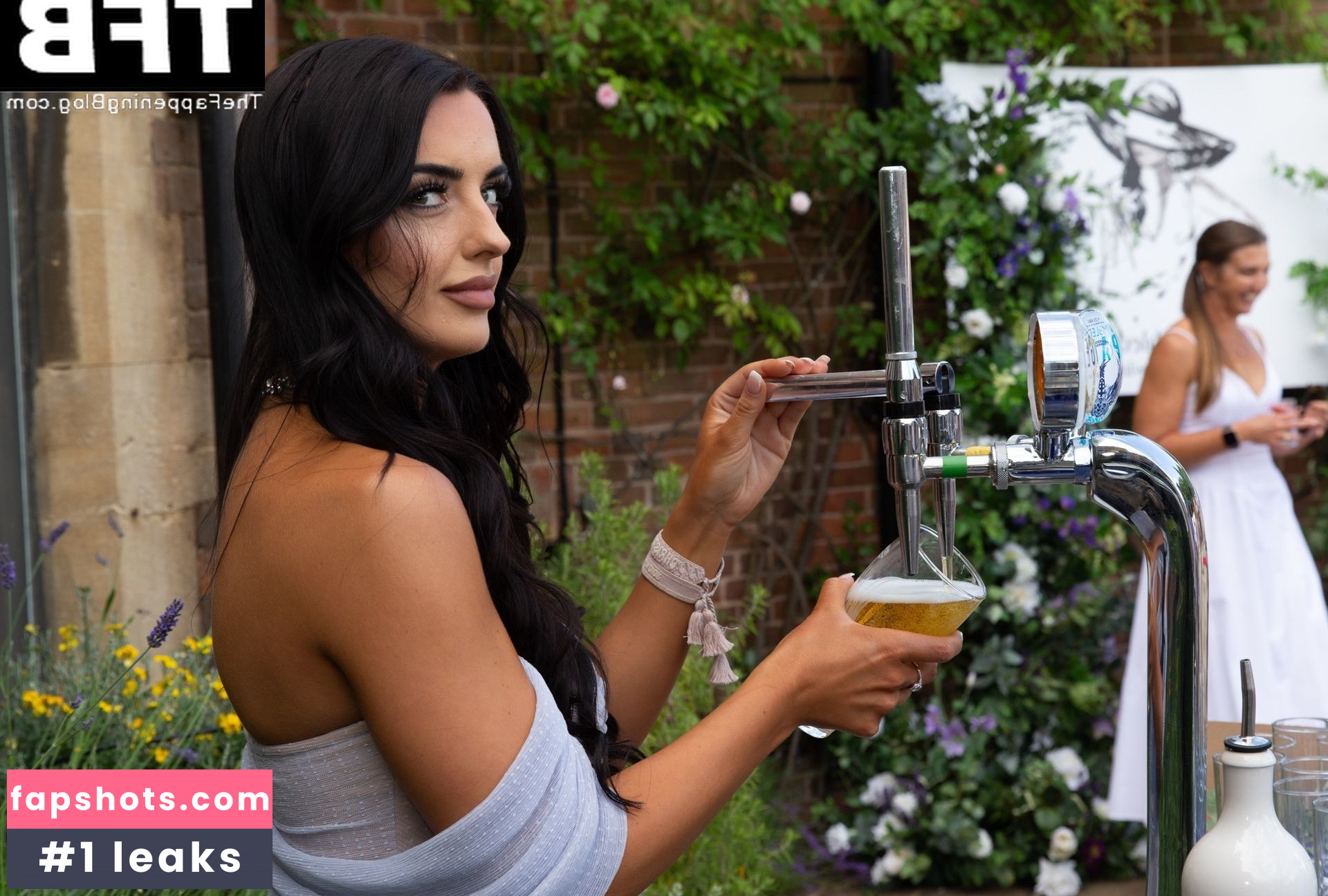 Amy Day gallery photo #50