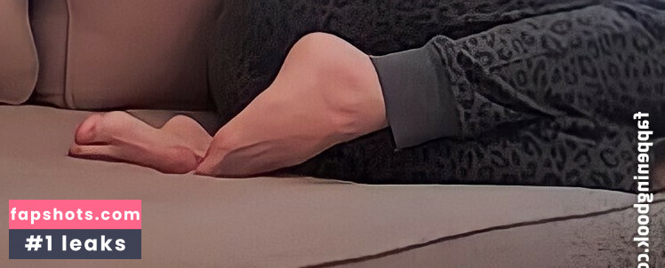 Amy Dumas gallery photo #54