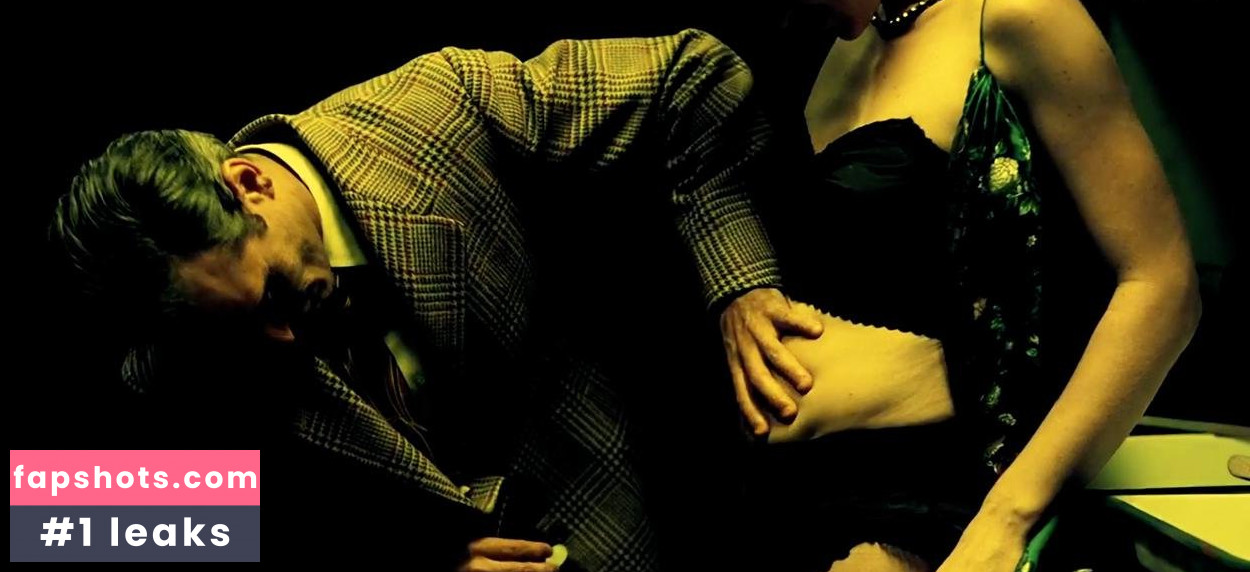 Amy Ferguson gallery photo #11