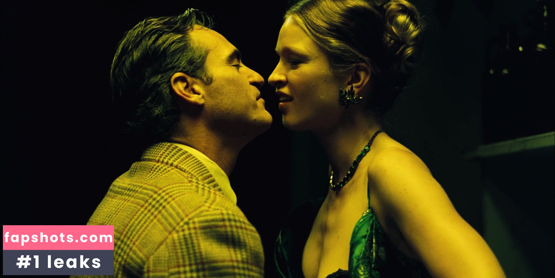 Amy Ferguson gallery photo #3