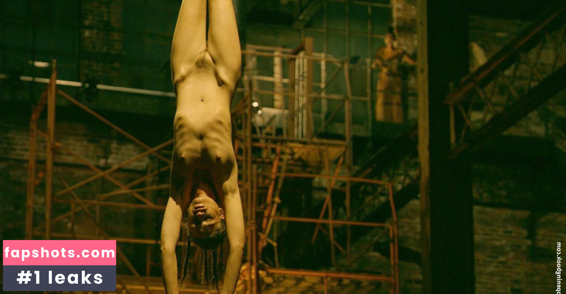 Amy Ferguson gallery photo #23