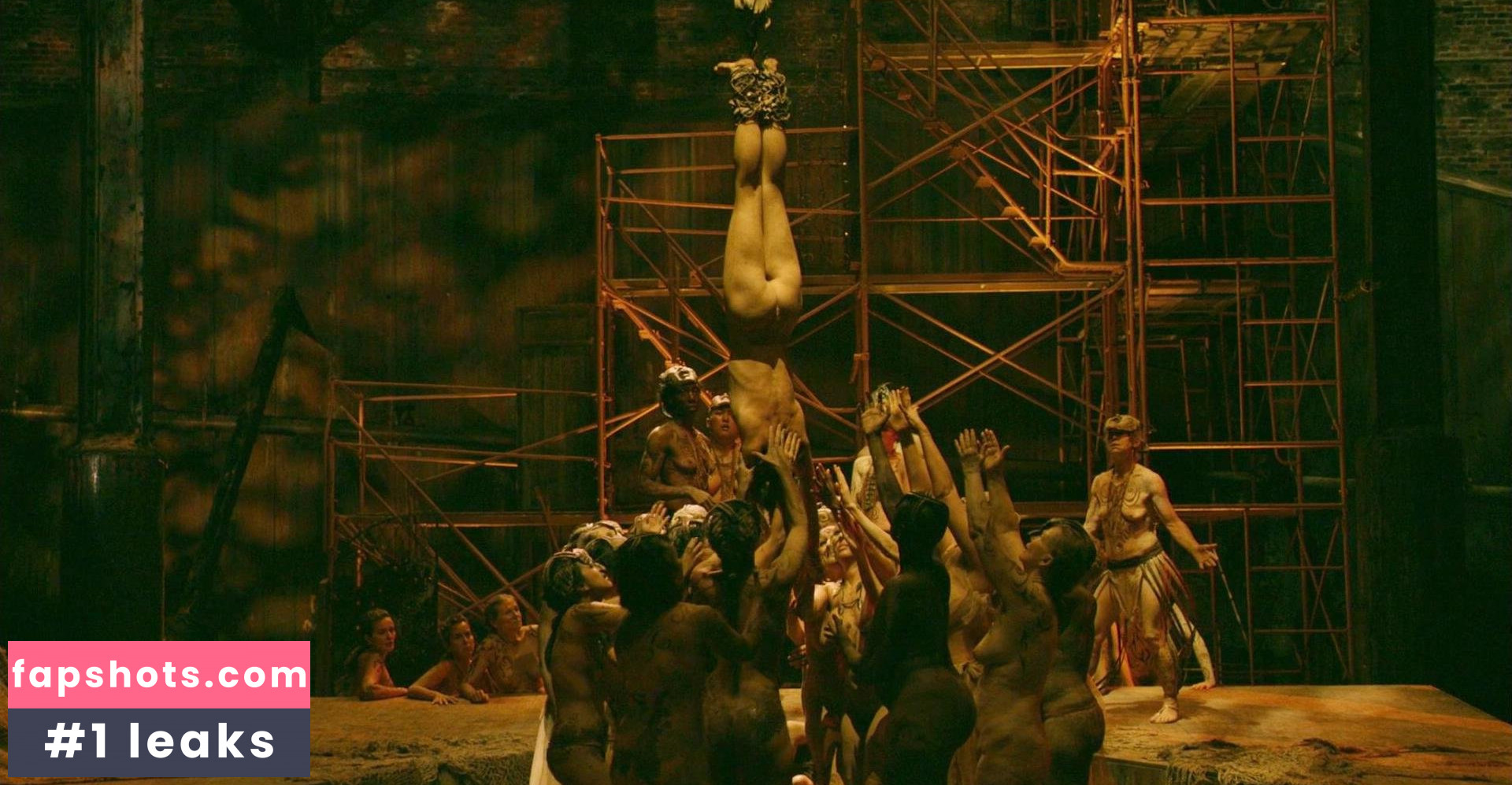 Amy Ferguson gallery photo #26