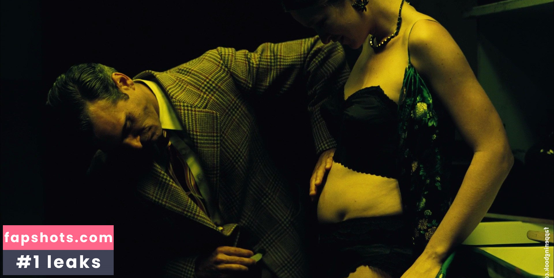 Amy Ferguson gallery photo #5