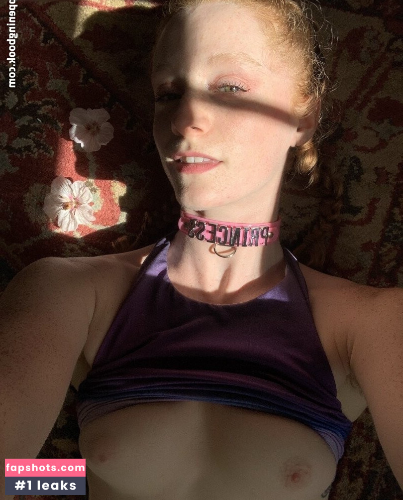 Amy Hart gallery photo #76