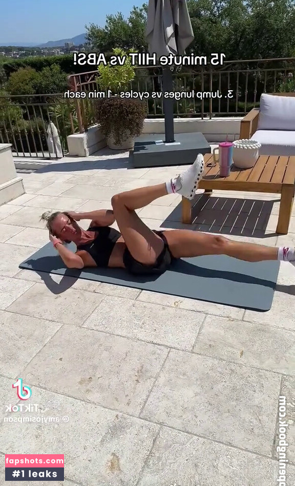 Amy Jo Simpson gallery photo #3