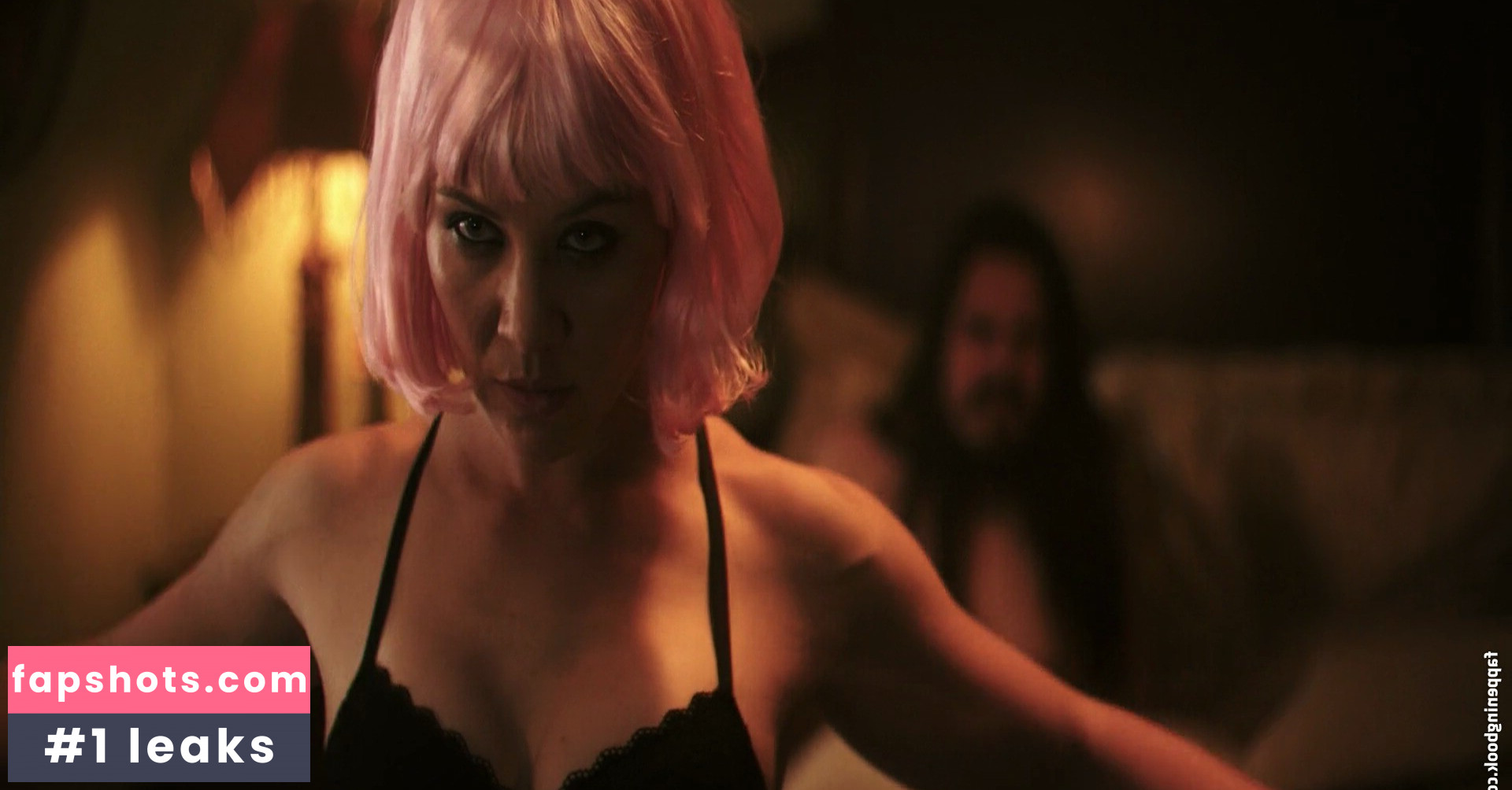 Amy Johnston gallery photo #10