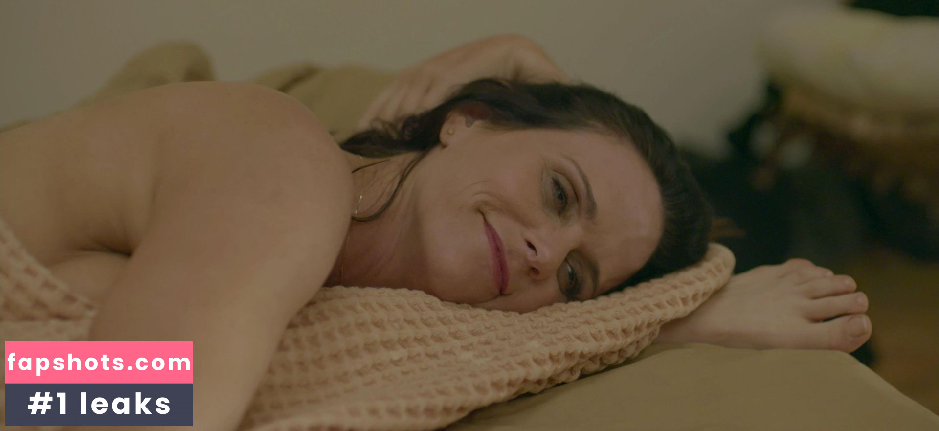 Amy Landecker gallery photo #44