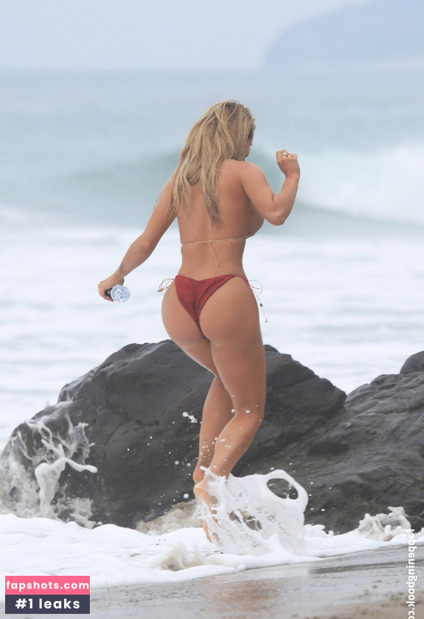 Amy Lee Summers gallery photo #146