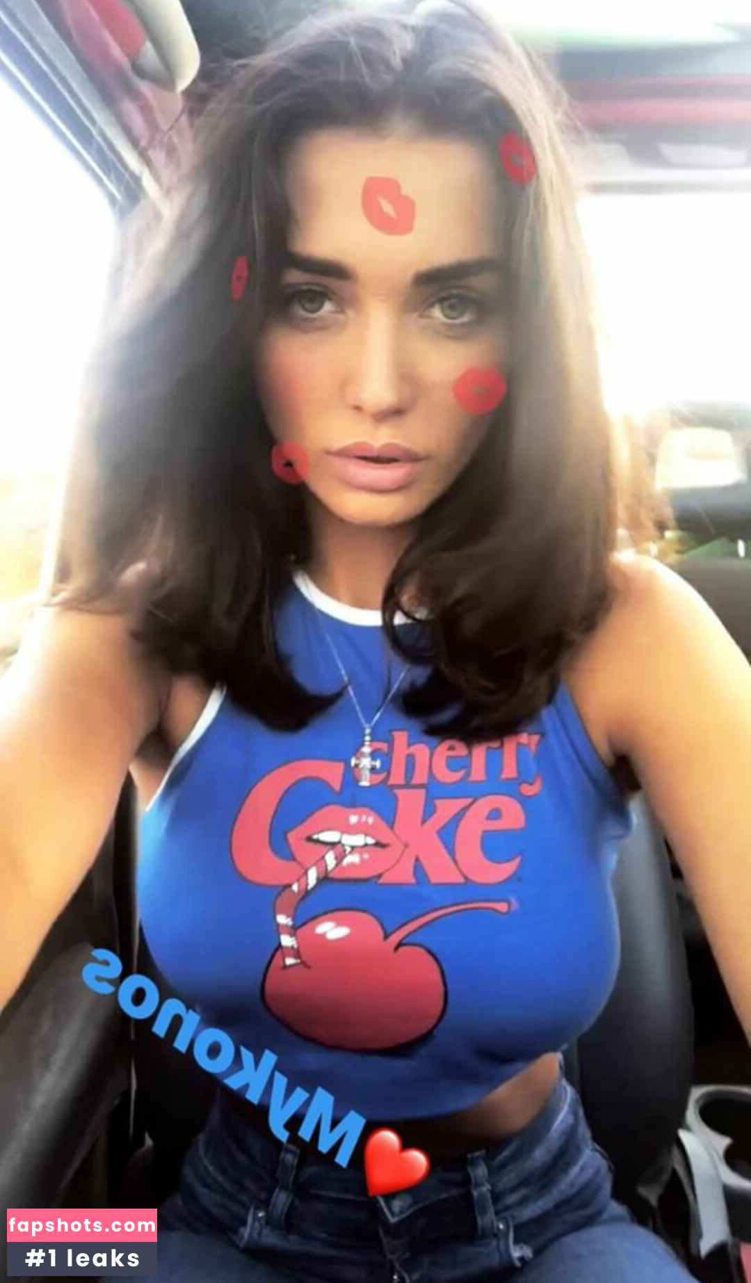 Amy Louise Jackson gallery photo #14