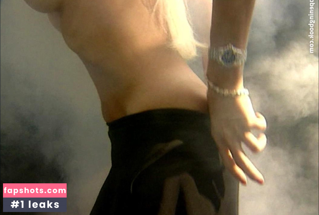 Amy Lynn Baxter gallery photo #45