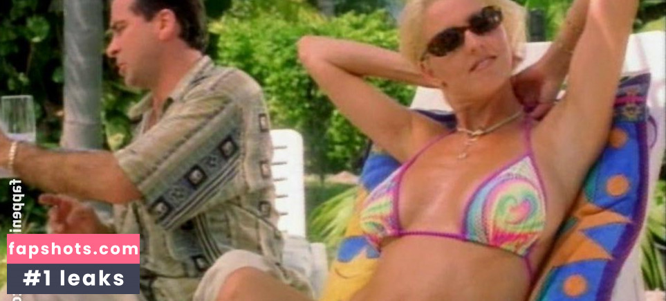 Amy Lynn Baxter gallery photo #10