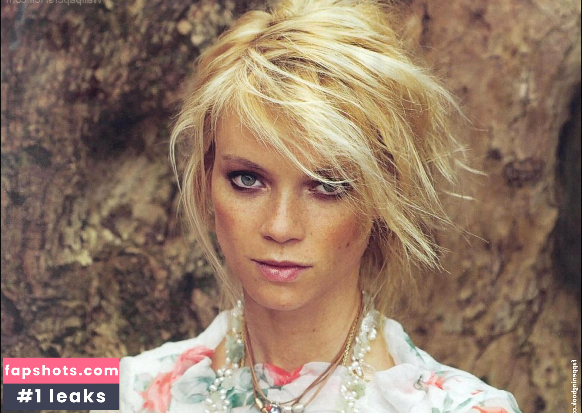 Amy Lysle Smart gallery photo #23