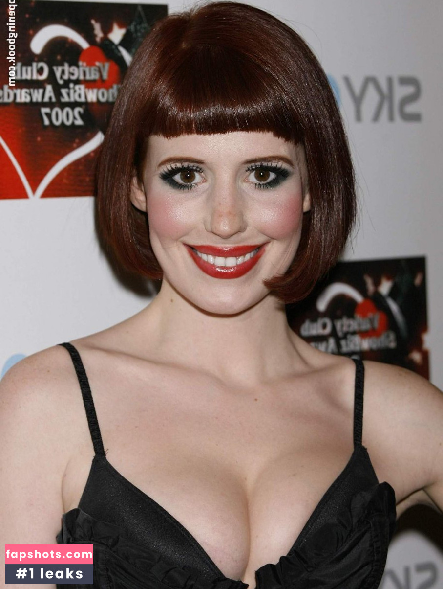 Amy Nuttall gallery photo #51