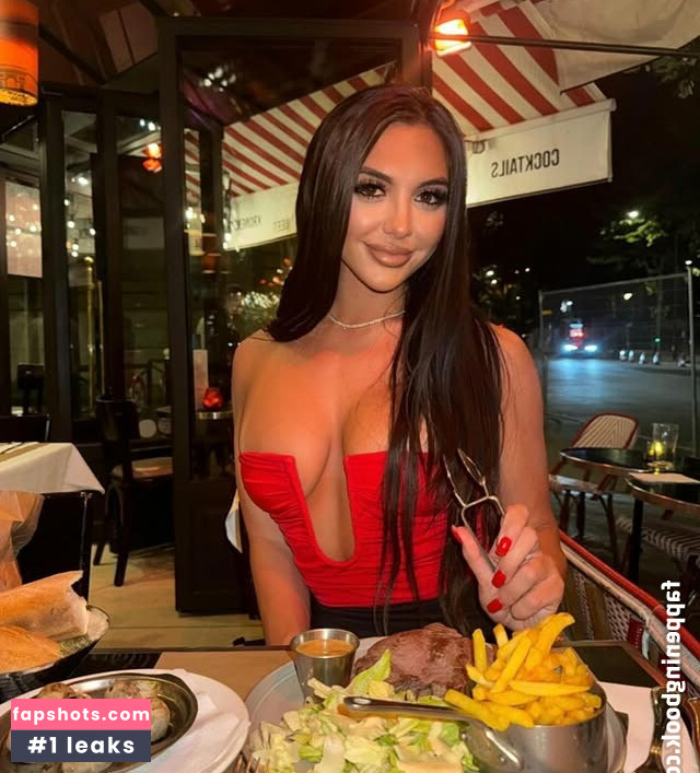 Amy Rheel gallery photo #9