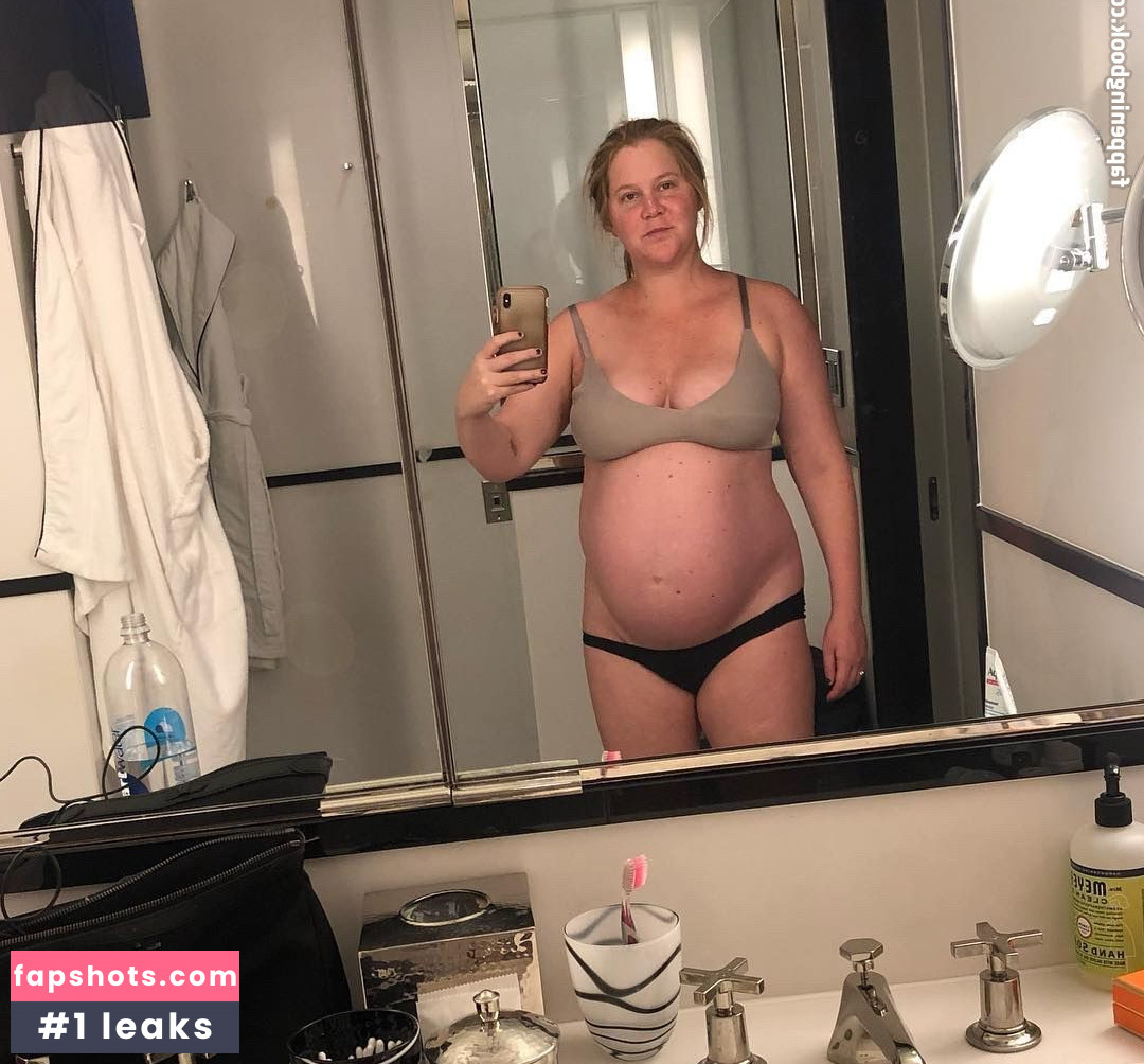 Amy Schumer Nude Leaks OnlyFans Photos #49 - LeakJerk