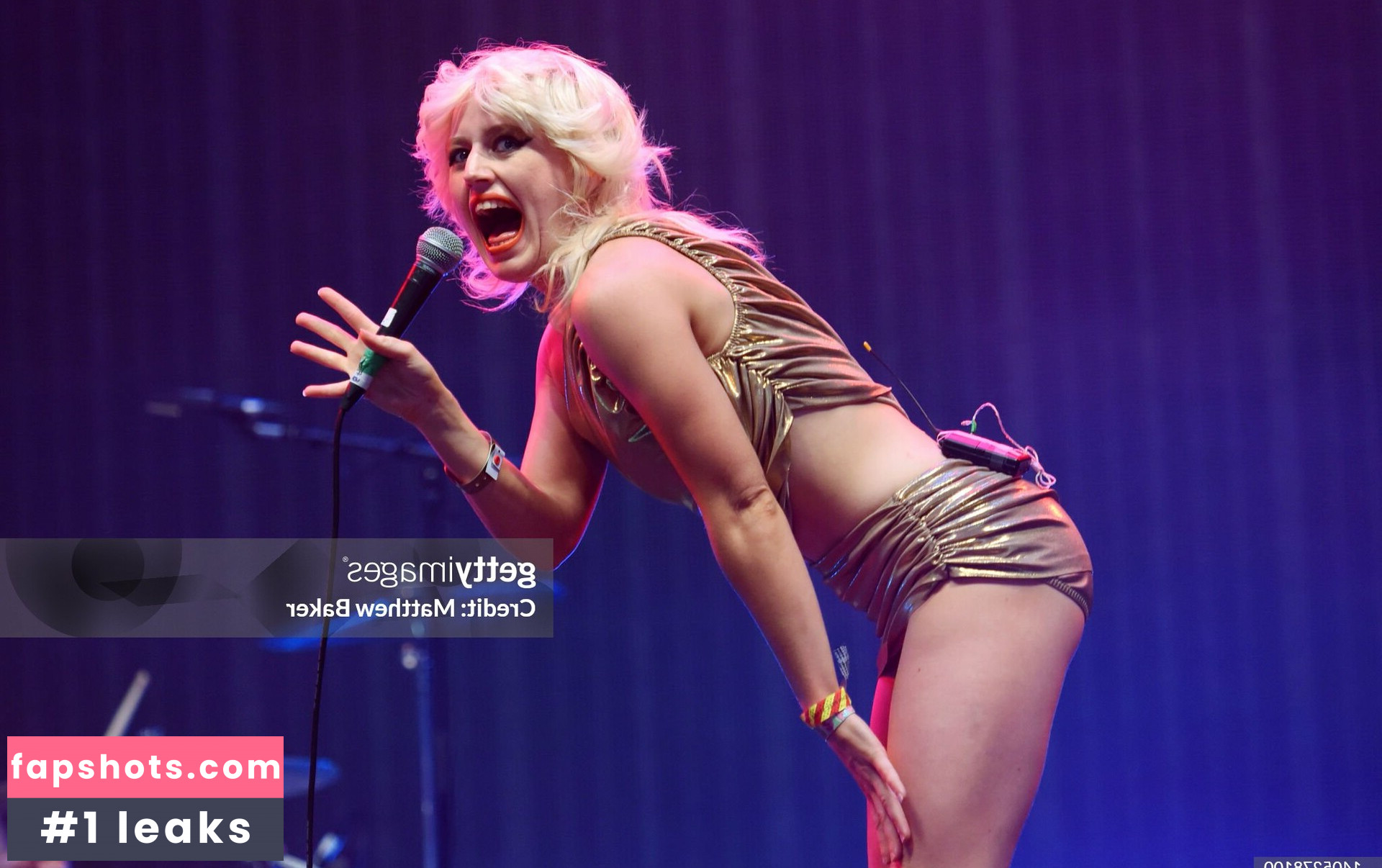 Amy Taylor gallery photo #3