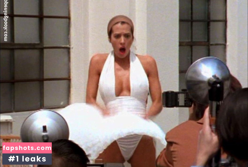 Amy Weber gallery photo #26