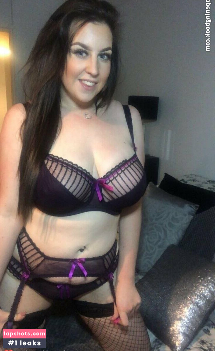 amy-yasmine Nude Leaks OnlyFans Photos #130 - LeakJerk