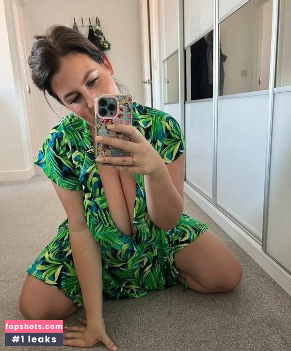 amy-yasmine Nude Leaks OnlyFans Photos #36 - LeakJerk