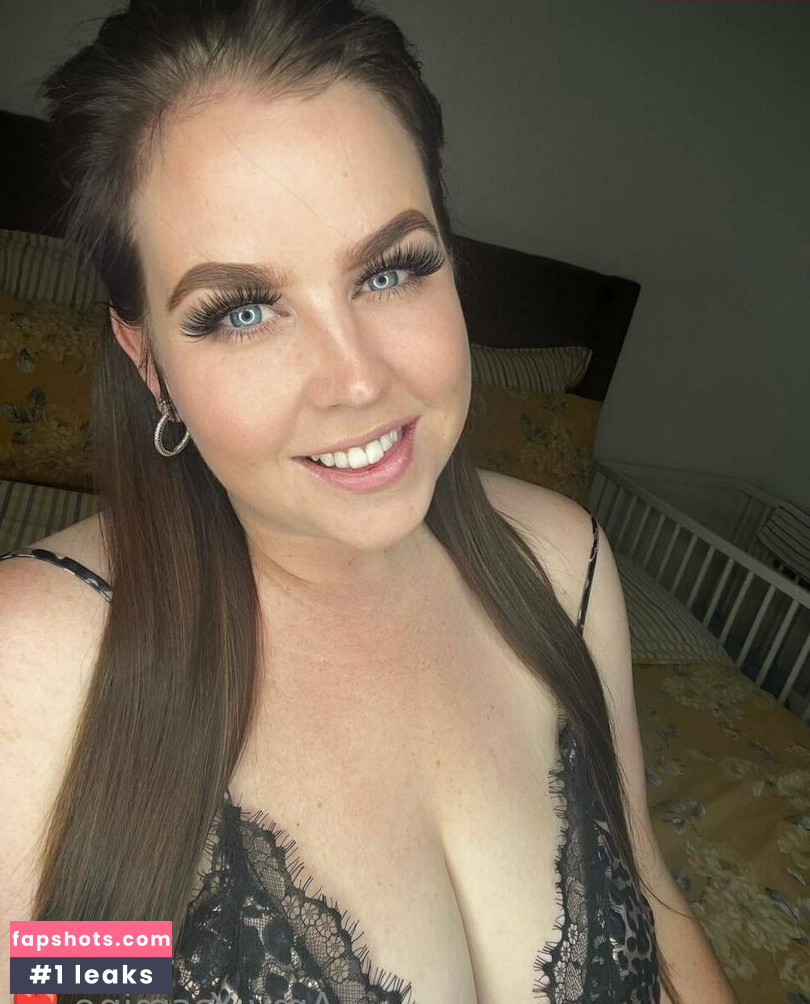 amy-yasmine gallery photo #1135