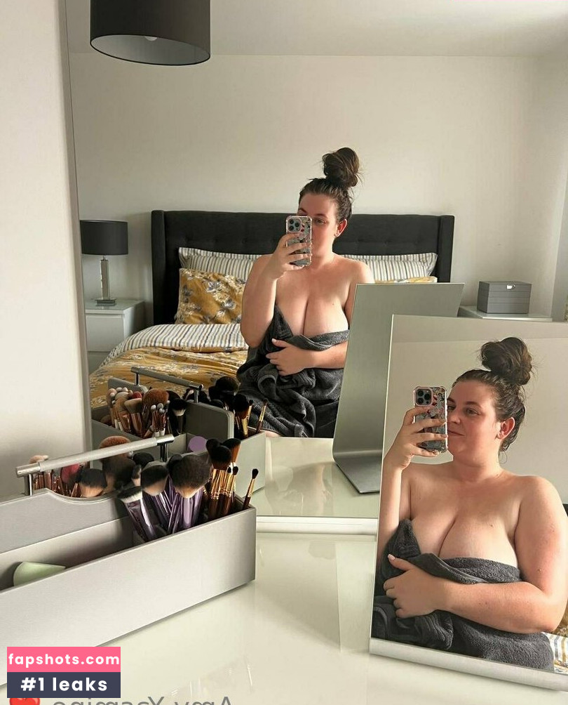 amy-yasmine gallery photo #825