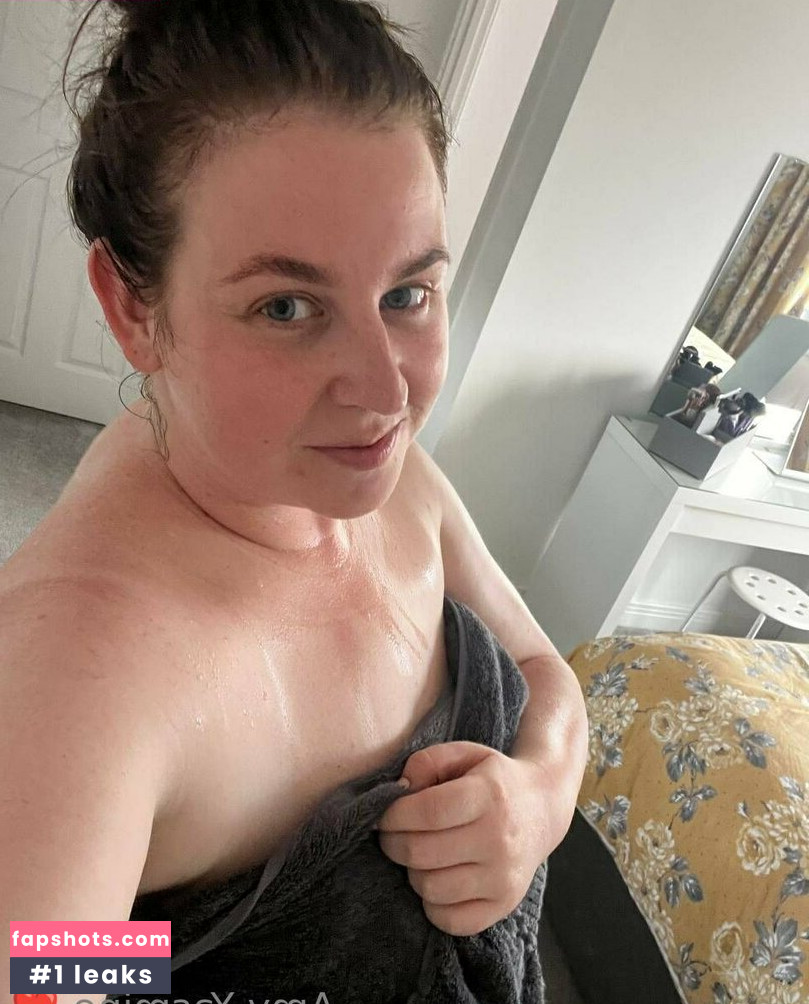 amy-yasmine gallery photo #828