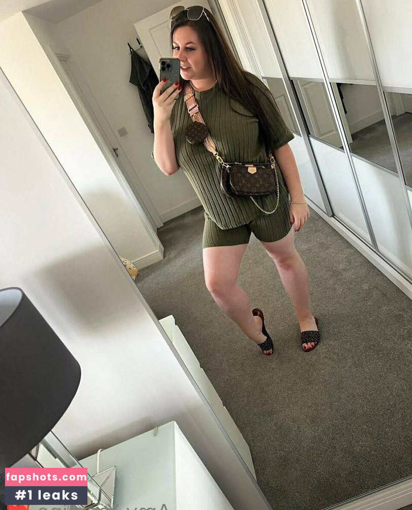 amy-yasmine gallery photo #930