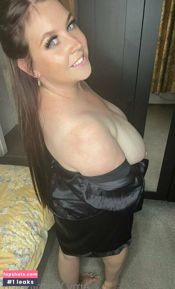 amy-yasmine gallery photo #998