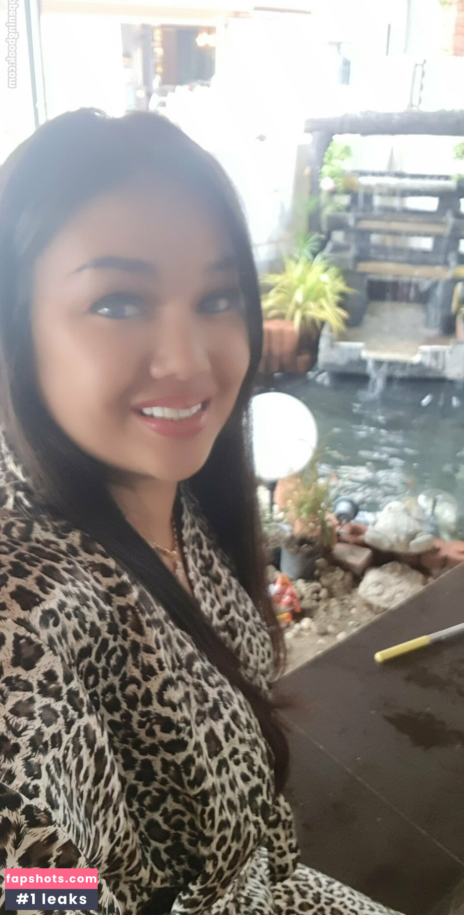 amyamorevip nude babe gallery