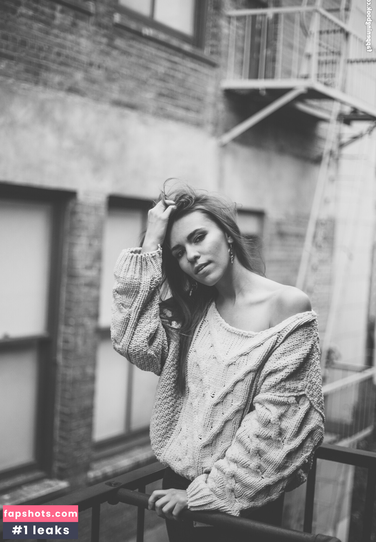 Amymarie Gaertner gallery photo #24