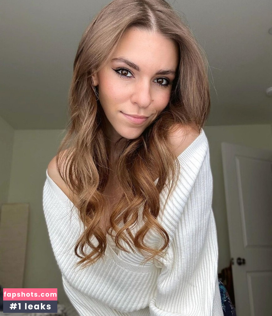 Amymarie Gaertner gallery photo #43