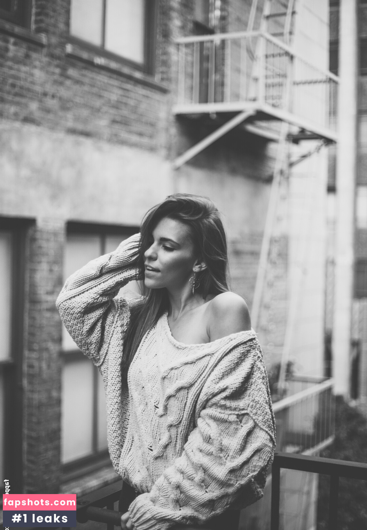 Amymarie Gaertner gallery photo #6